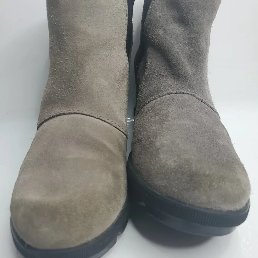 Sorel‎ Girl's Olive Green Joan Of Arctic Leather Winter Chelsea Boot Size 3
